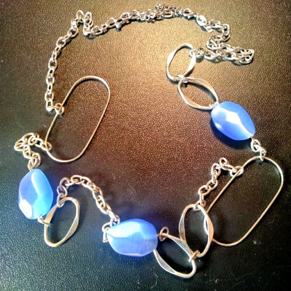 🐰🎉Lane Bryant Silver 18" Necklace w Blue Stones